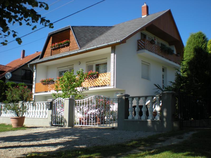 Viola House Hotel Heviz Bagian luar foto